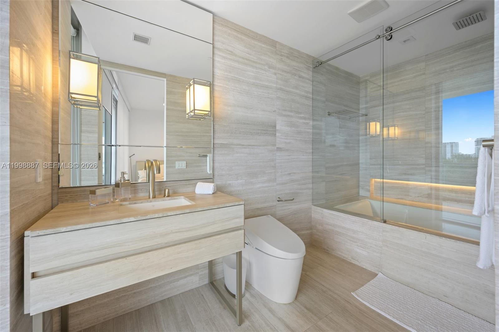 18975 Collins Ave #605, Sunny Isles Beach FL 33160