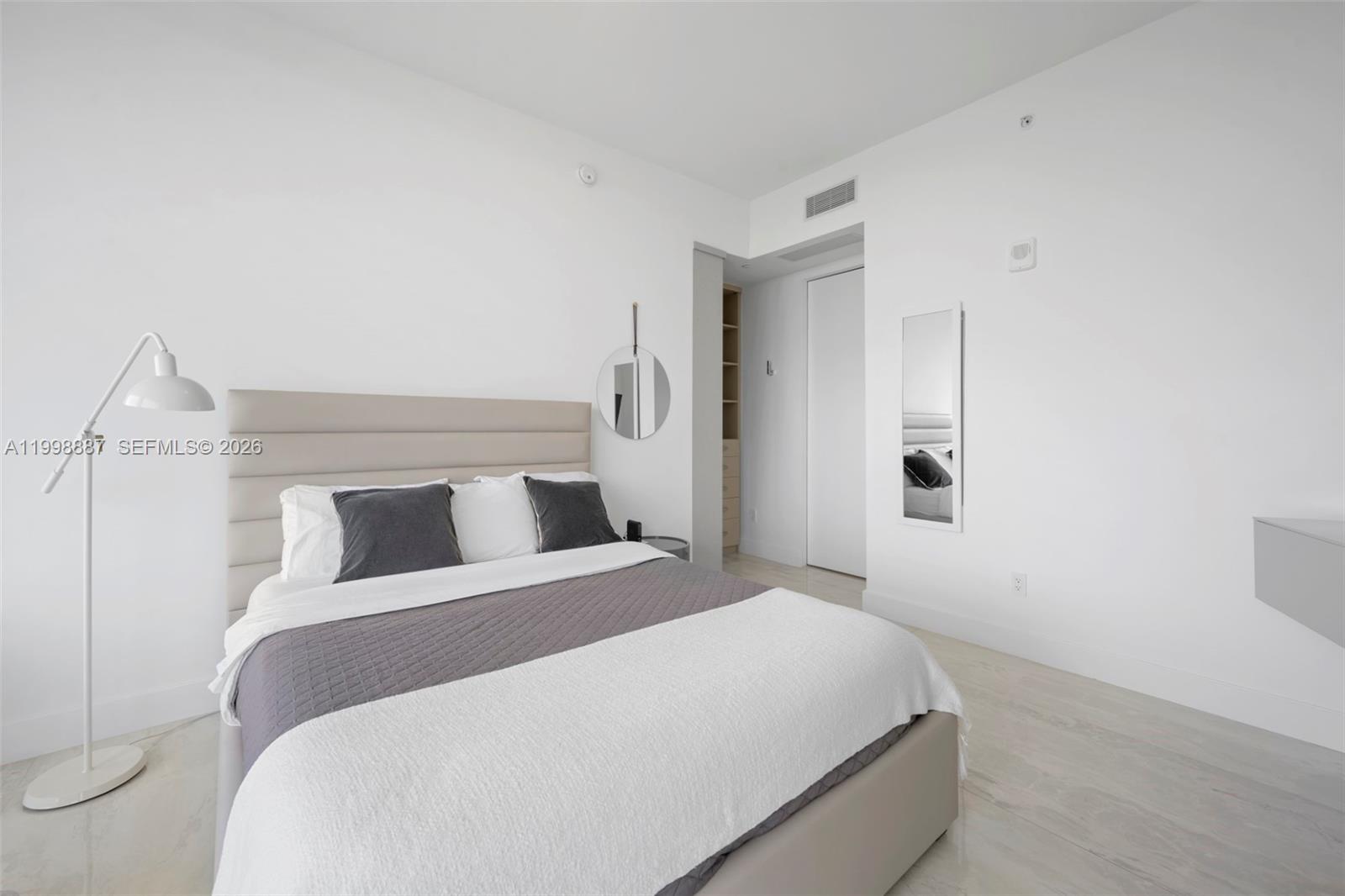18975 Collins Ave #605, Sunny Isles Beach FL 33160