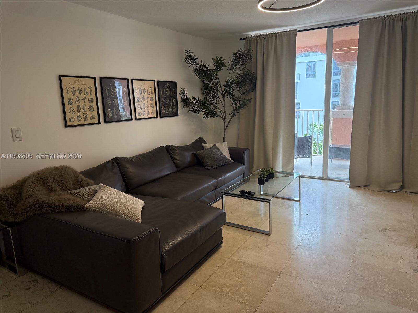 19555 E Country Club Dr #8602, Aventura FL 33180