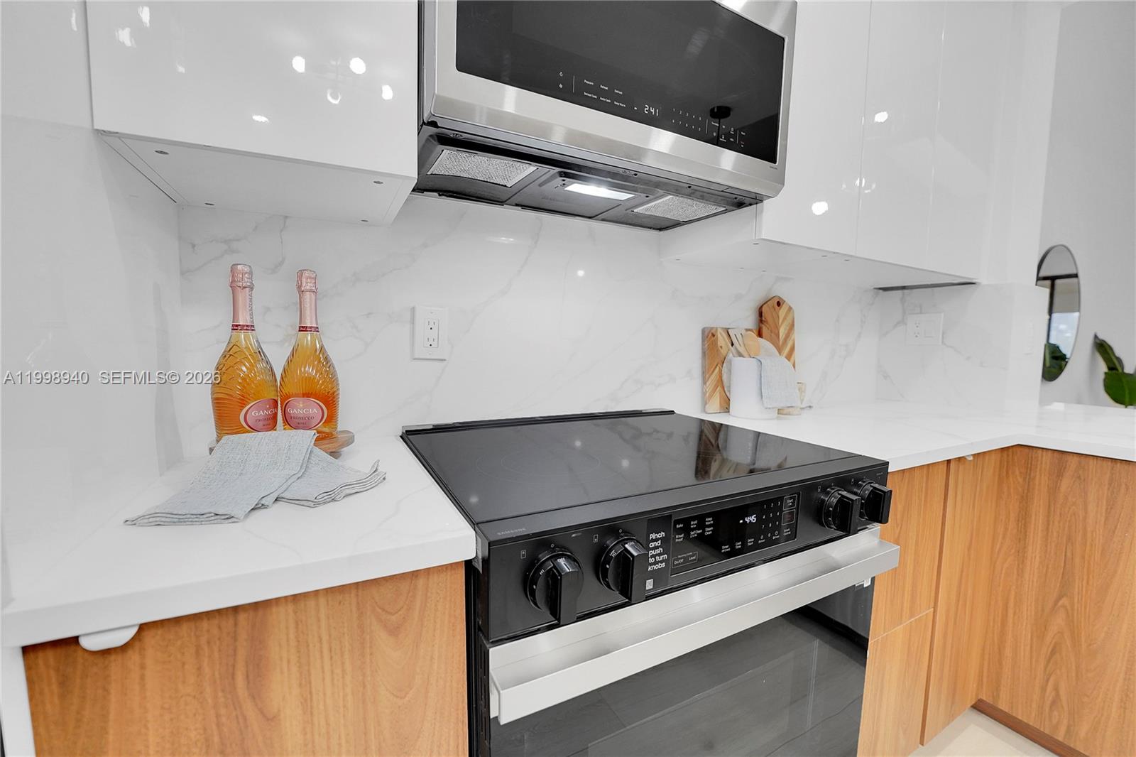 7736 La Mirada Dr, Boca Raton FL 33433