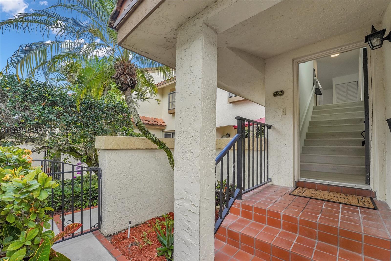 7736 La Mirada Dr, Boca Raton FL 33433