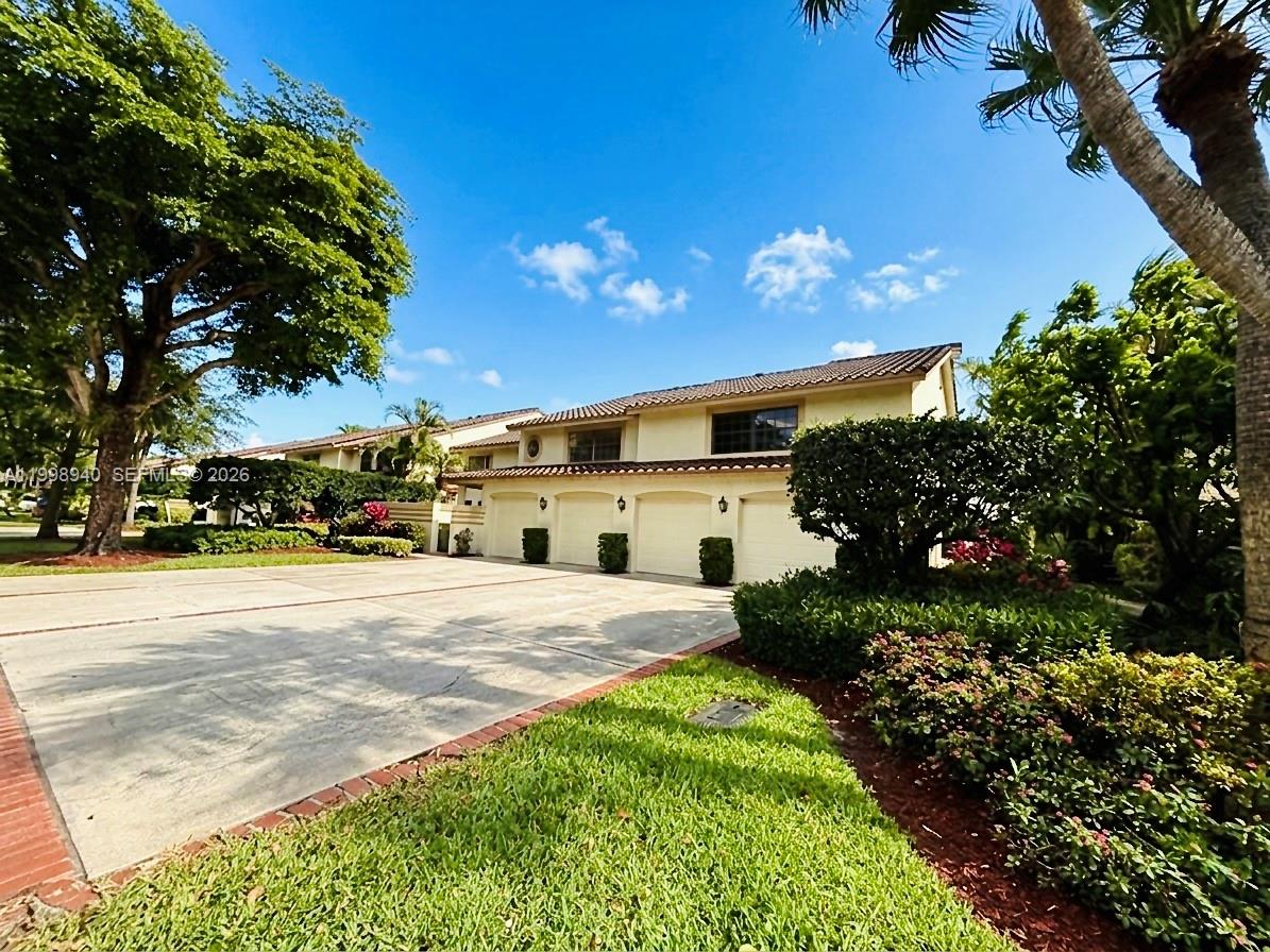 7736 La Mirada Dr, Boca Raton FL 33433