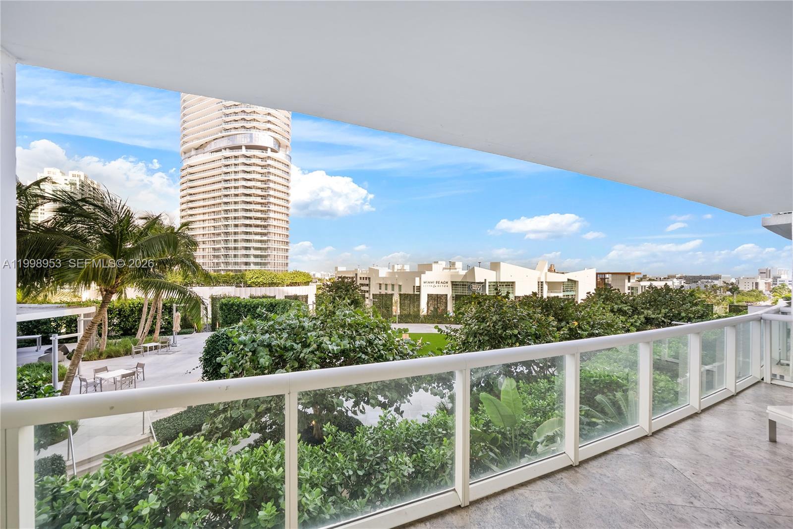 450 Alton Rd #704, Miami Beach FL 33139