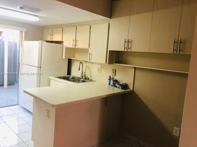2212 W 74th St #101-28, Hialeah FL 33016