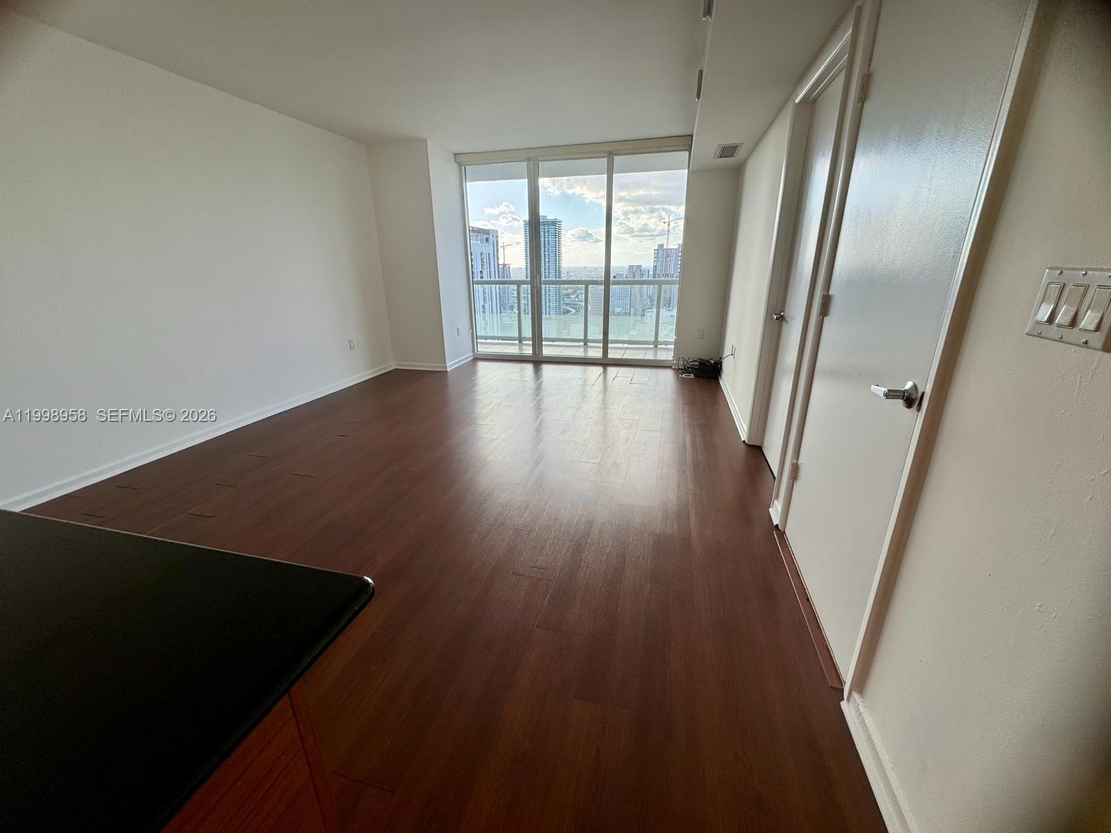 50 BISCAYNE Blvd #3807, Miami FL 33132