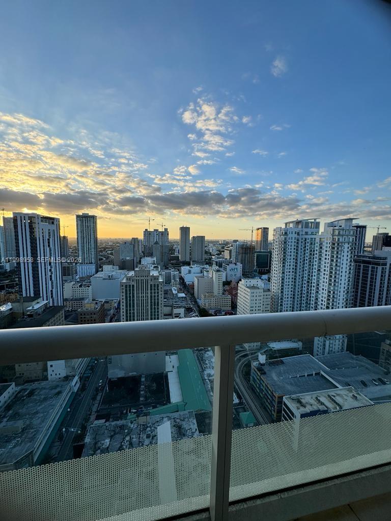 50 BISCAYNE Blvd #3807, Miami FL 33132