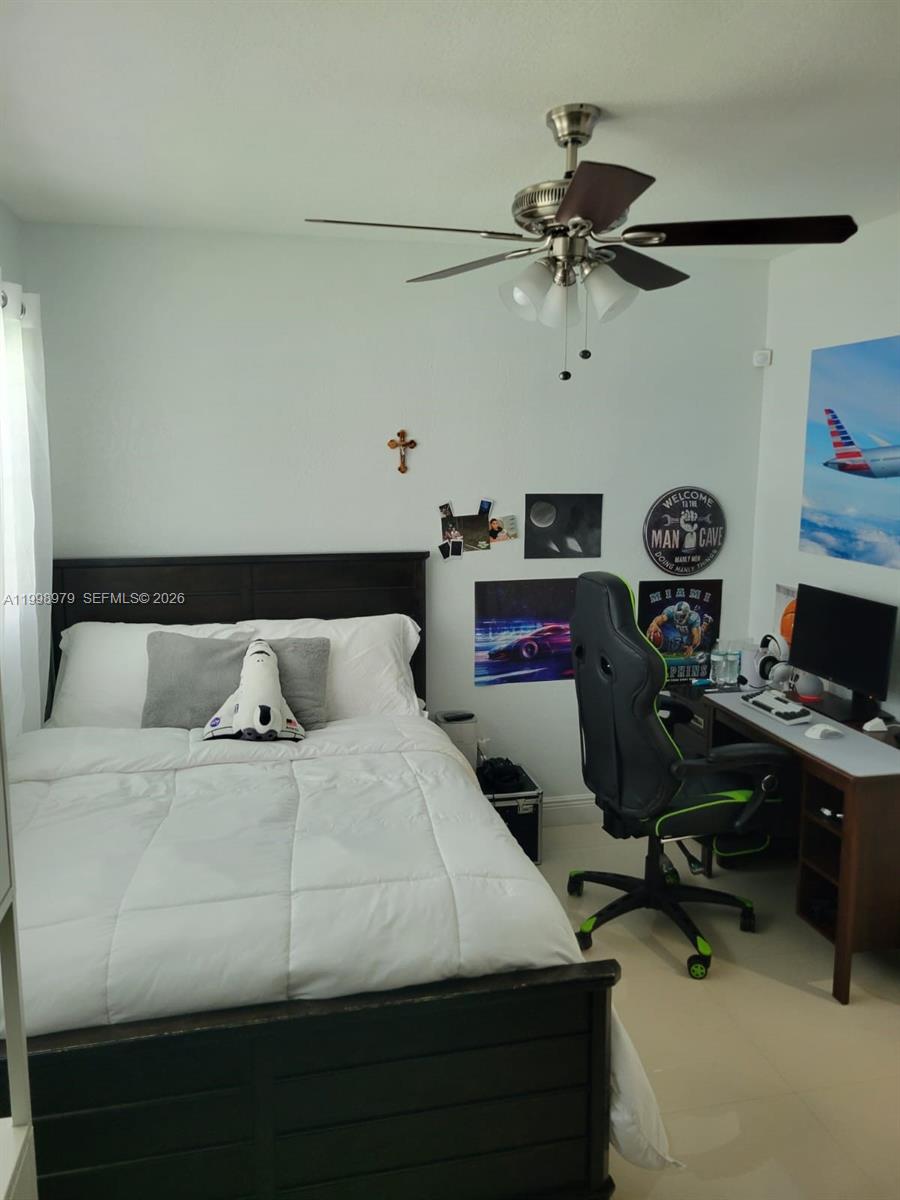 8245 SW 43rd St, Miami FL 33155