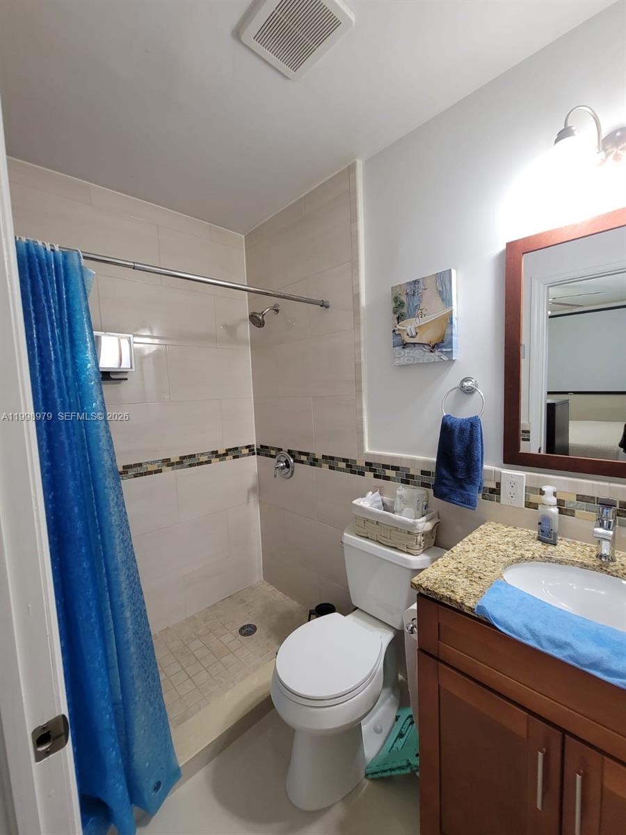 8245 SW 43rd St, Miami FL 33155