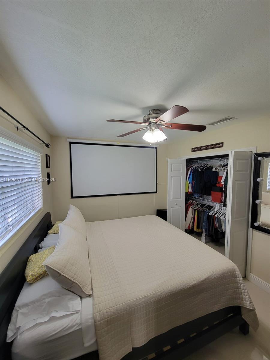 8245 SW 43rd St, Miami FL 33155