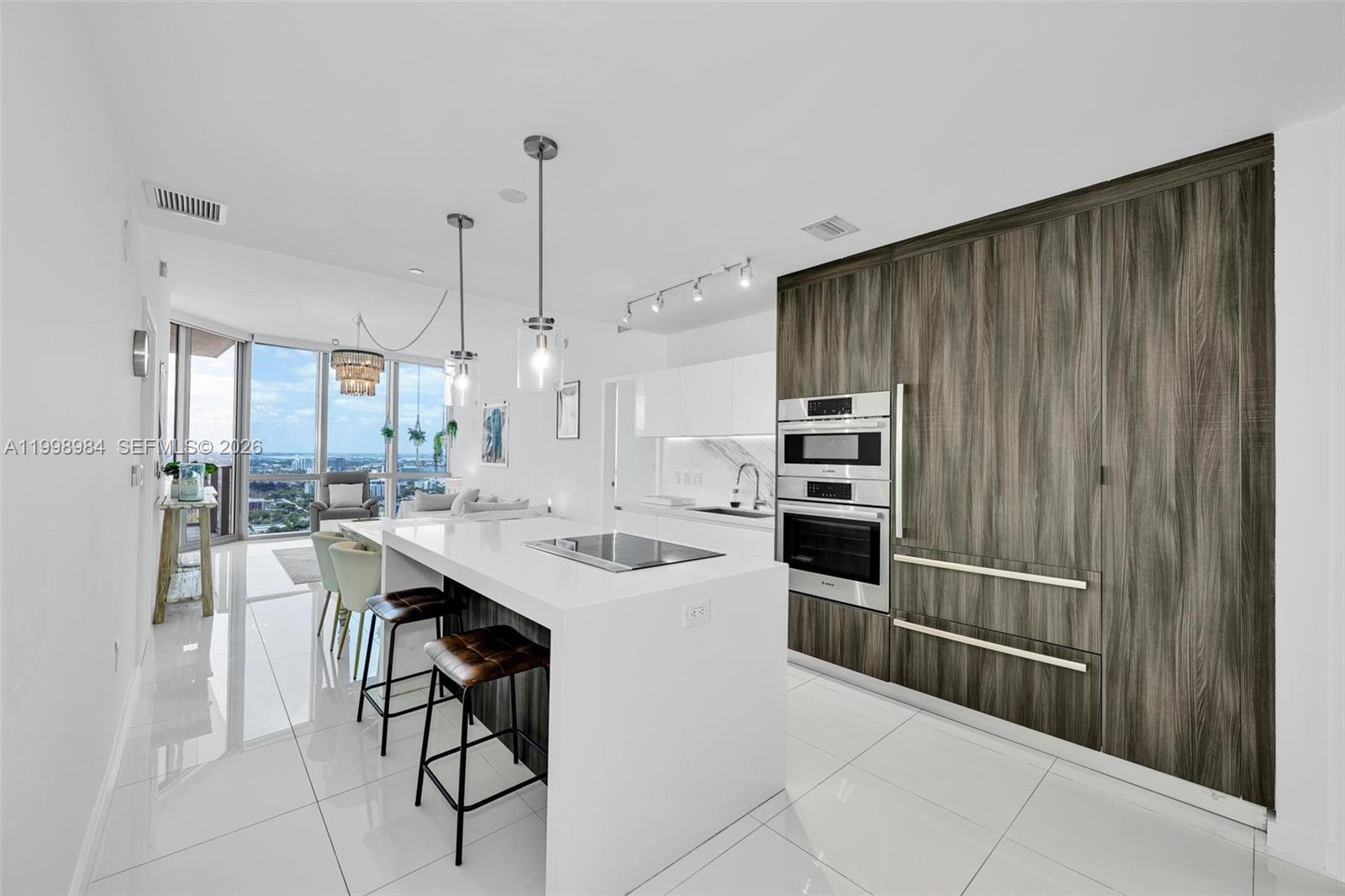 851 NE 1st Ave #3708, Miami FL 33132