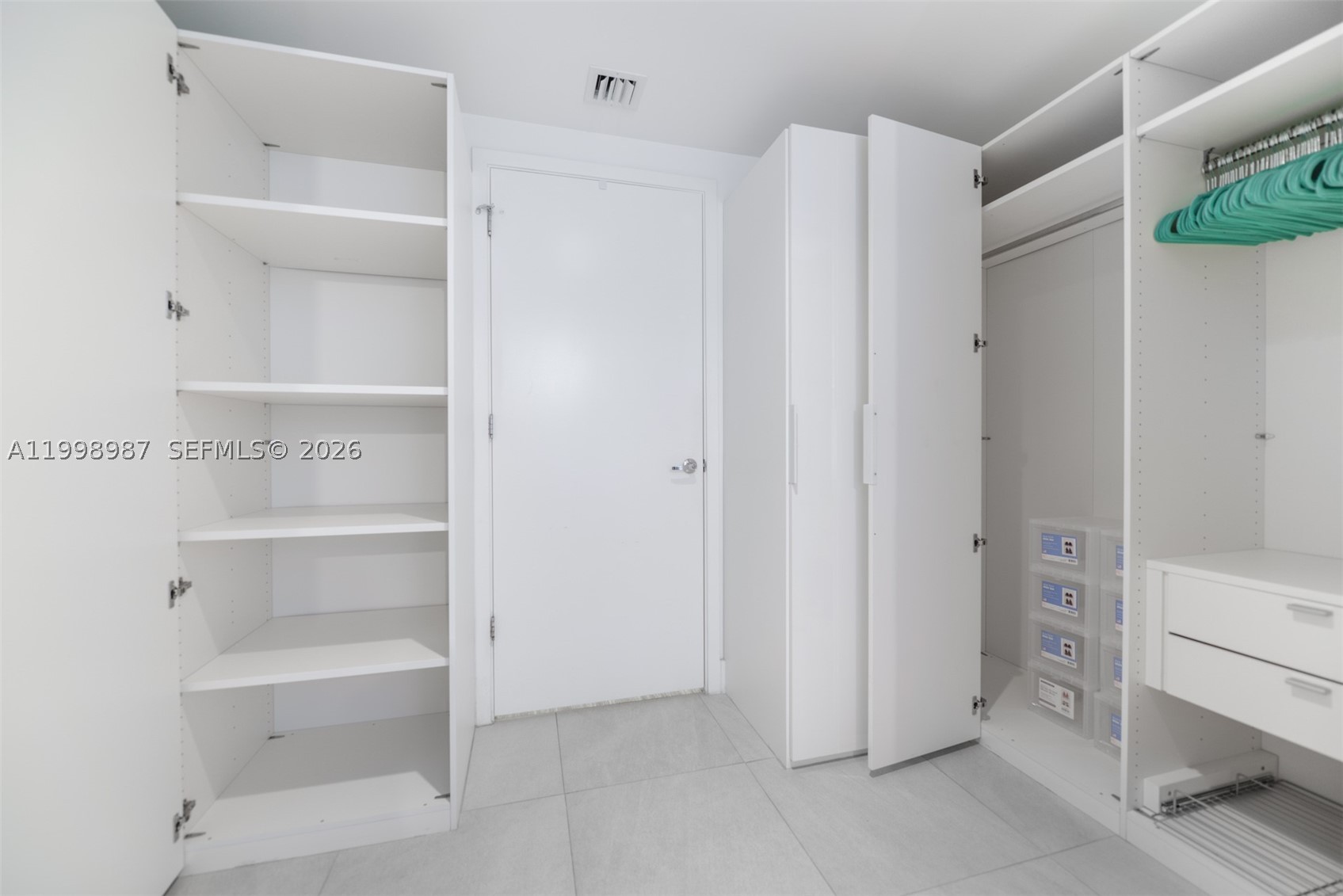 1010 Brickell Ave #2906, Miami FL 33131