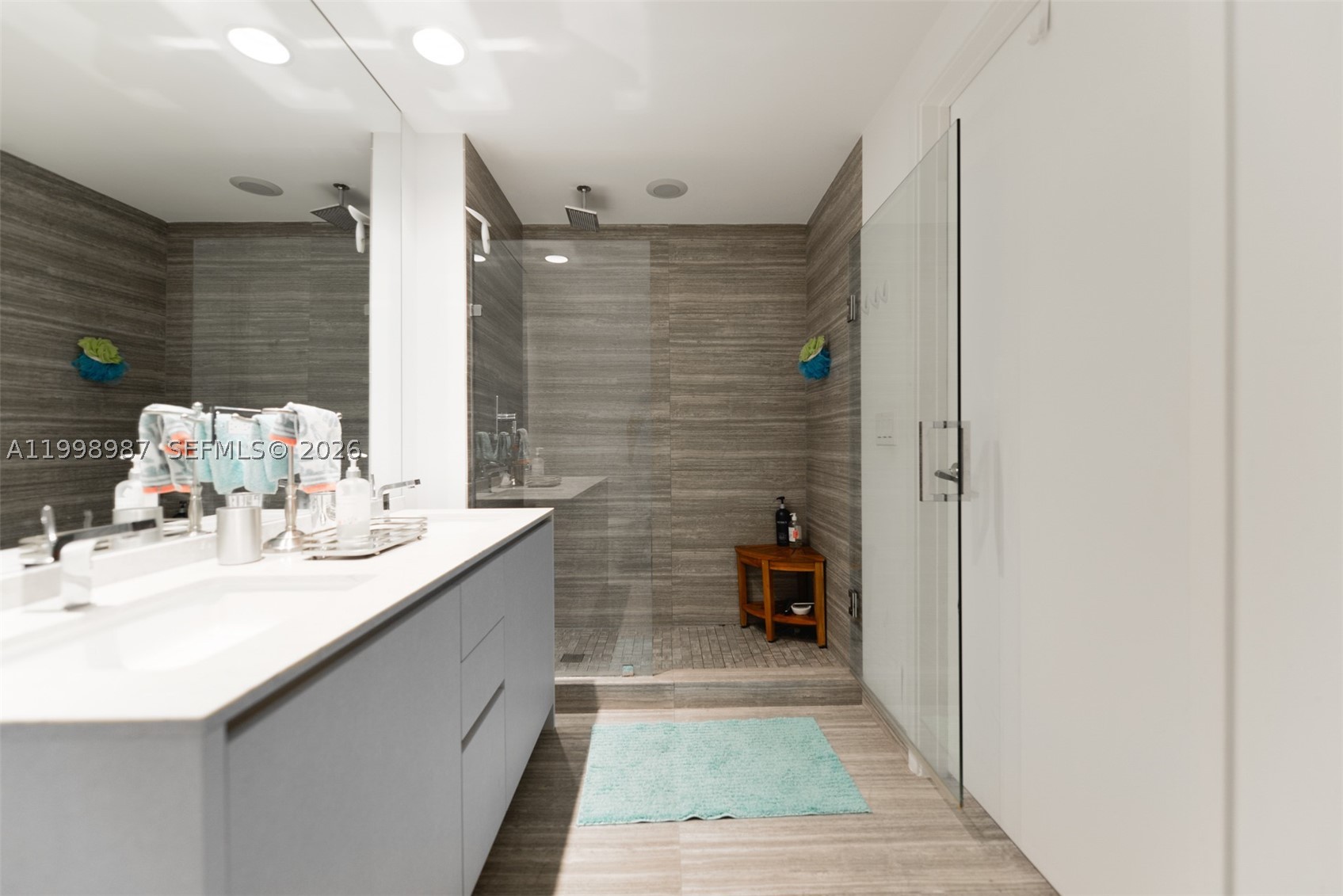 1010 Brickell Ave #2906, Miami FL 33131