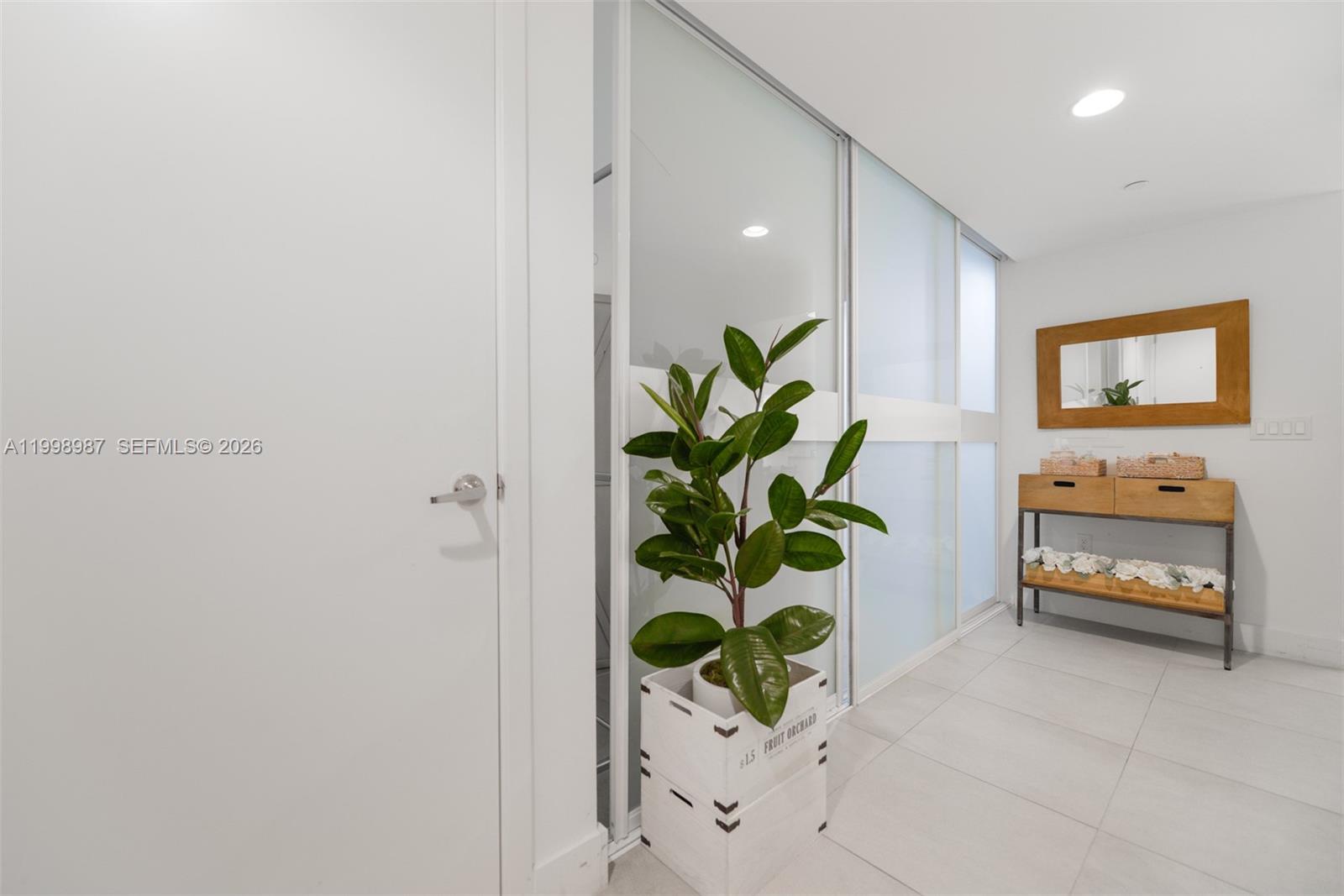 1010 Brickell Ave #2906, Miami FL 33131