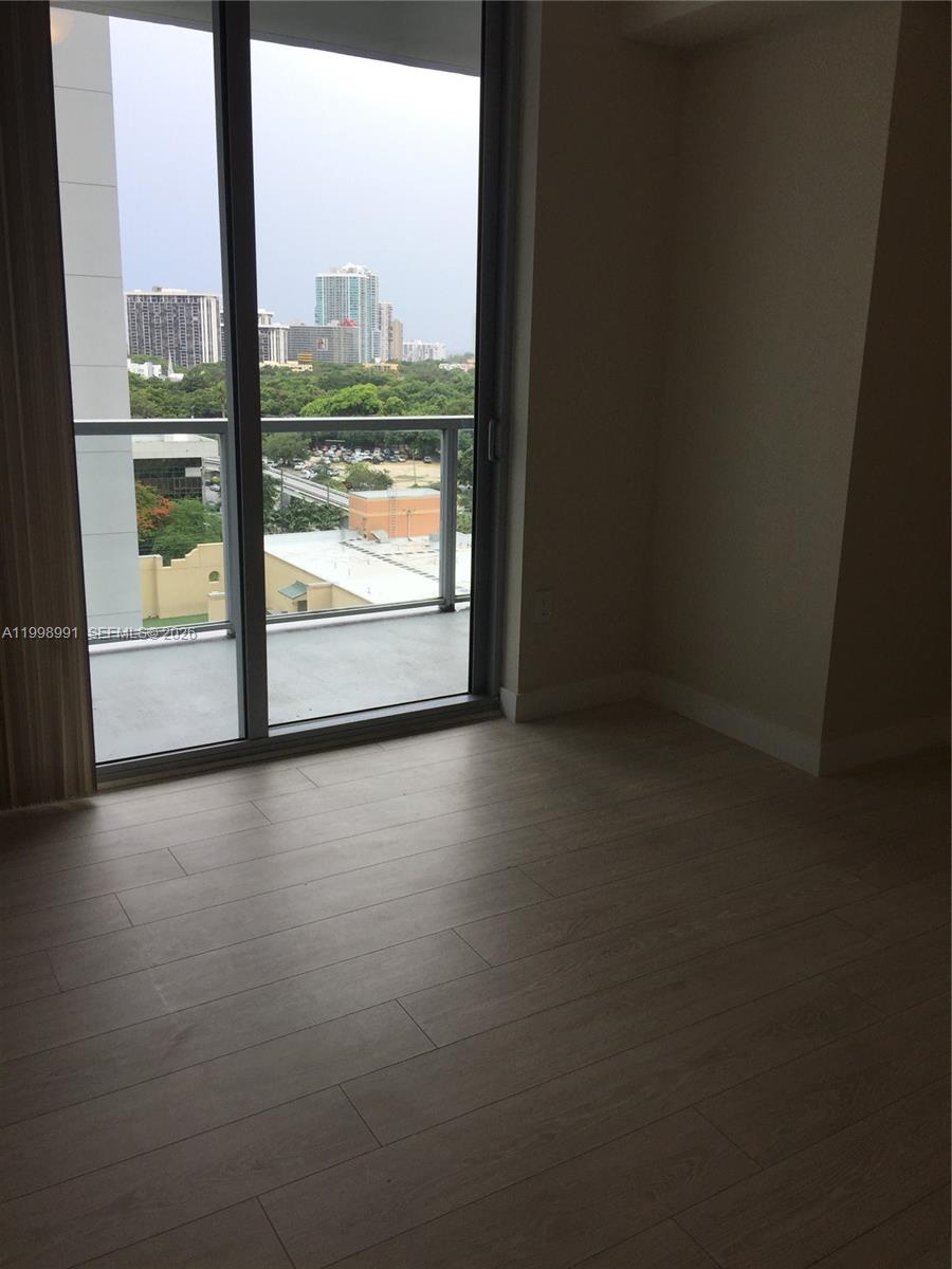 79 SW 12th St #1406-S, Miami FL 33130