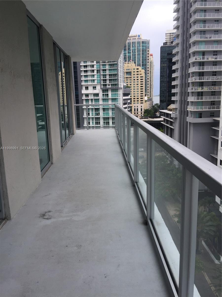 79 SW 12th St #1406-S, Miami FL 33130