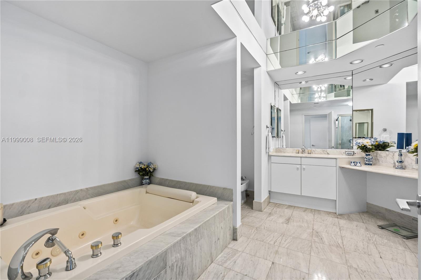3802 NE 207th St #2704, Aventura FL 33180