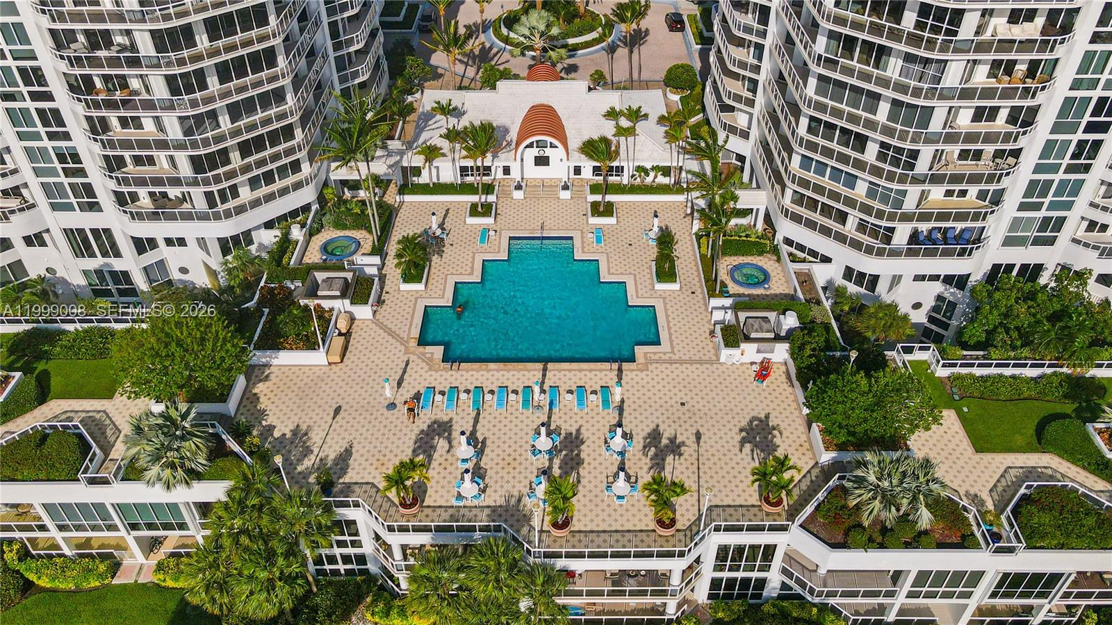 3802 NE 207th St #2704, Aventura FL 33180