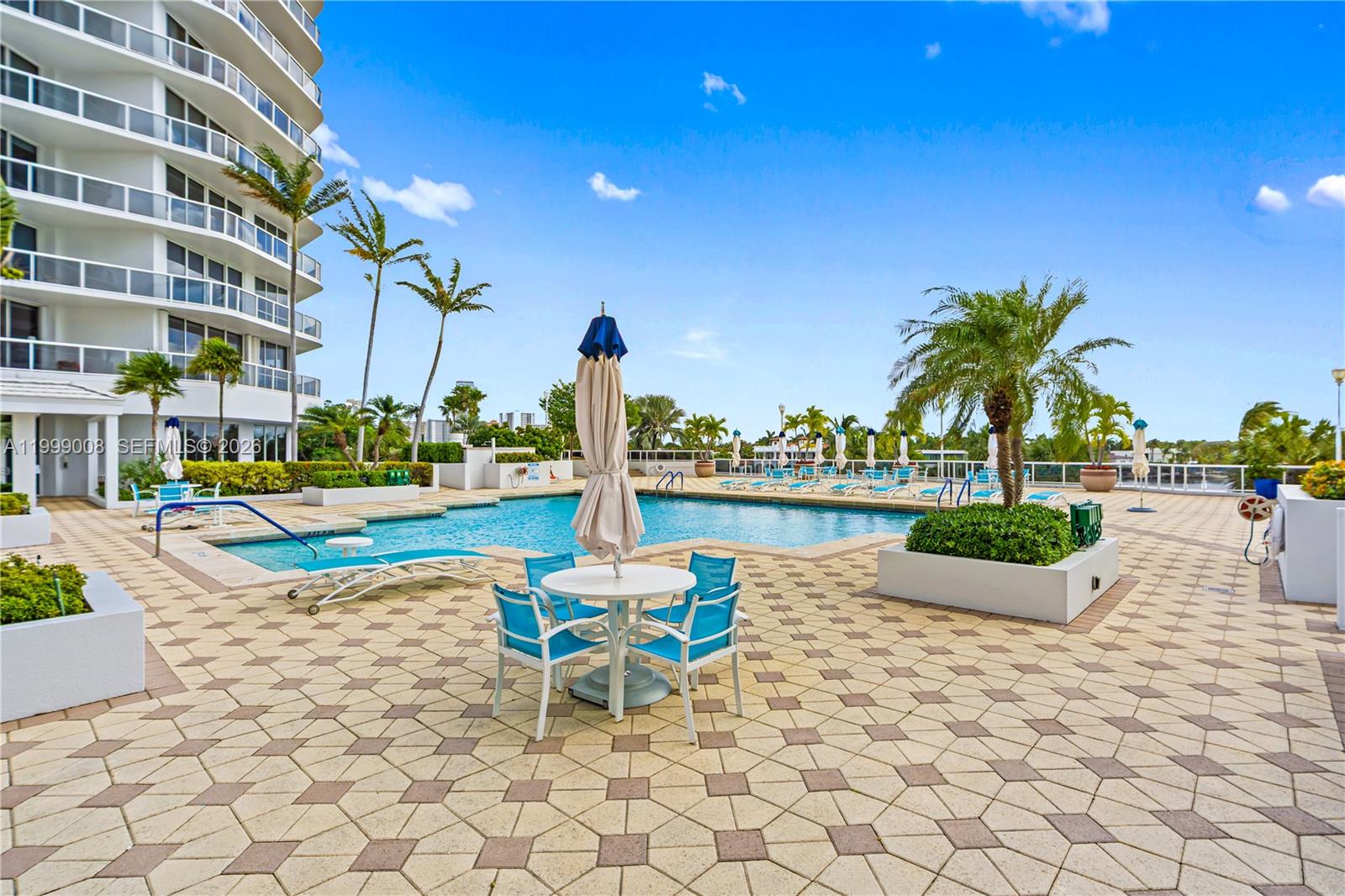 3802 NE 207th St #2704, Aventura FL 33180