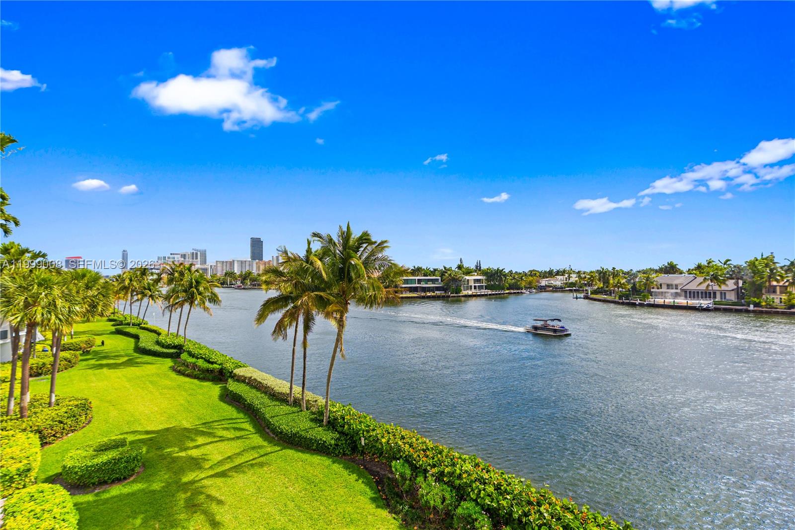 3802 NE 207th St #2704, Aventura FL 33180