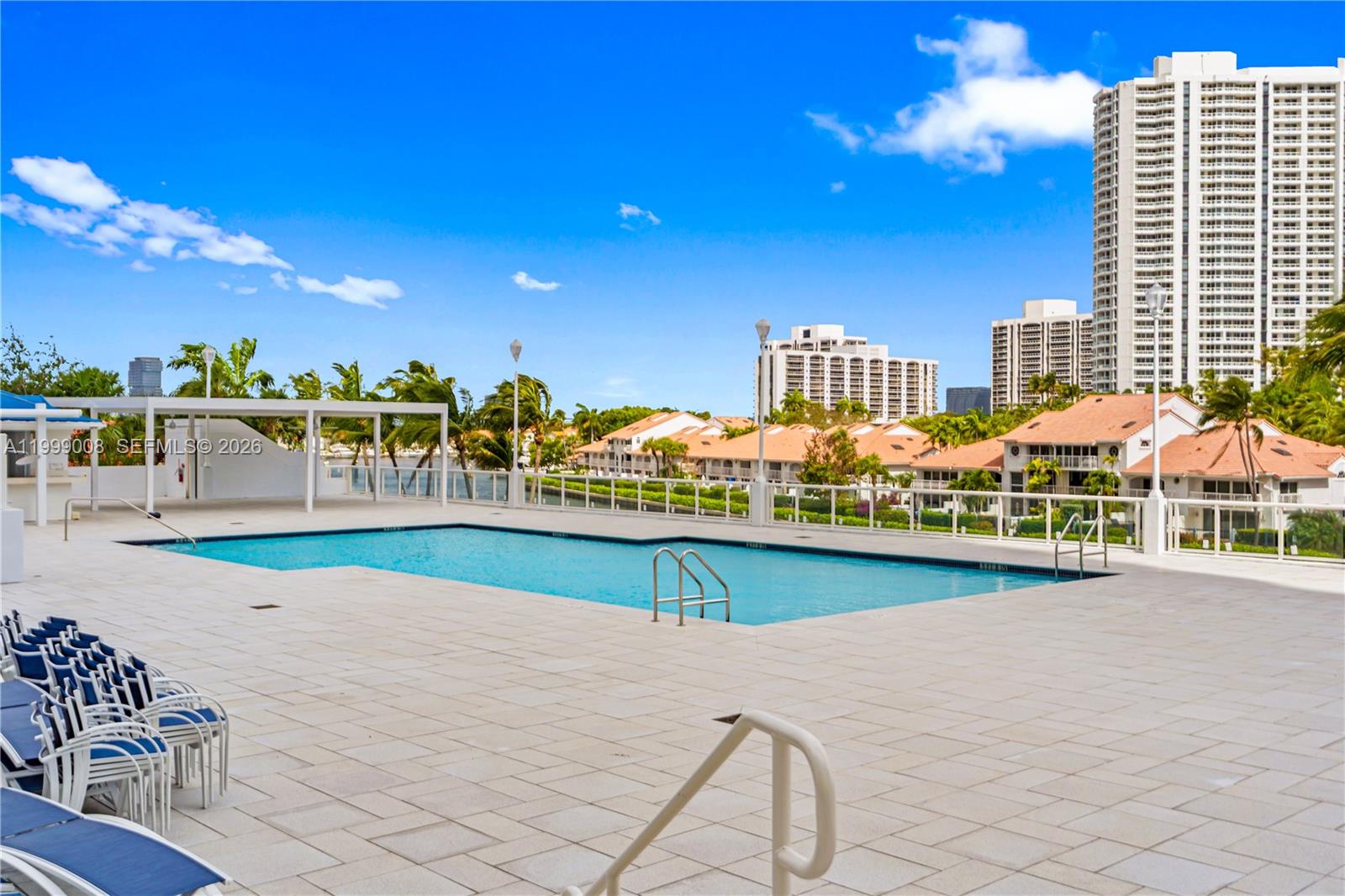 3802 NE 207th St #2704, Aventura FL 33180