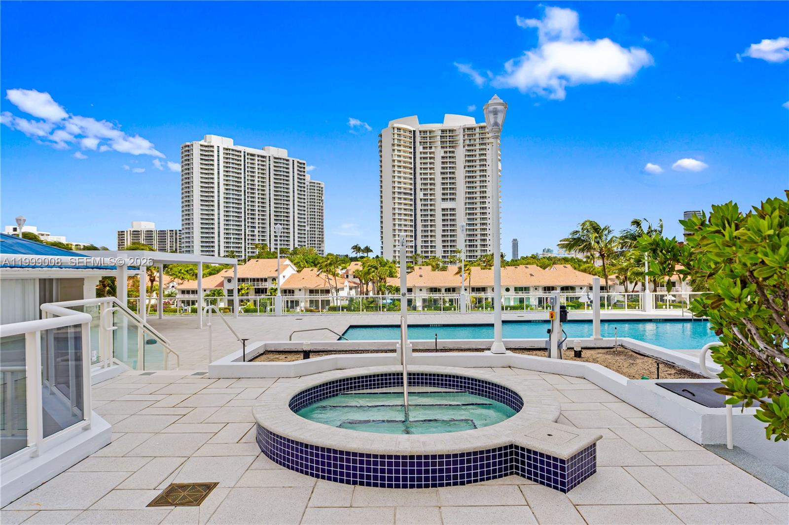 3802 NE 207th St #2704, Aventura FL 33180
