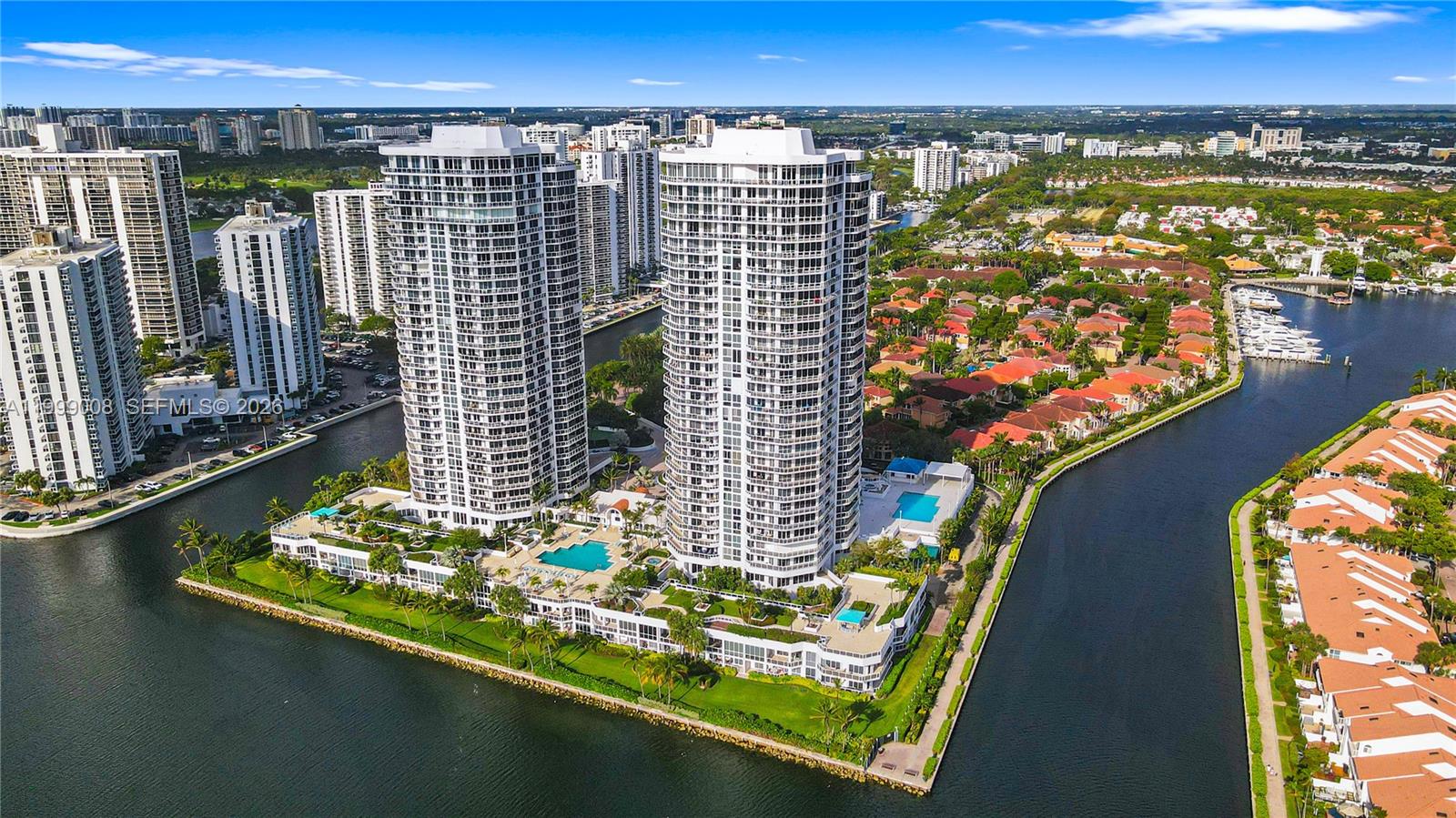 3802 NE 207th St #2704, Aventura FL 33180