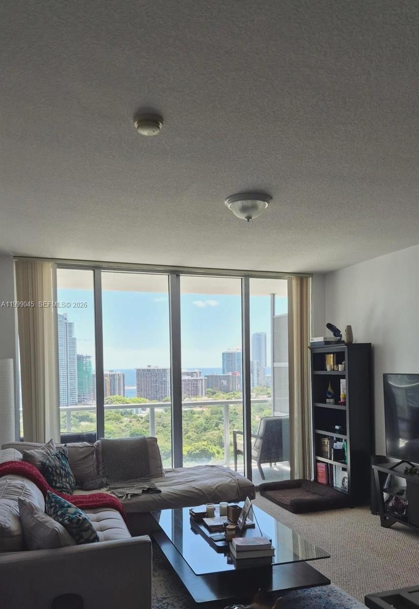 79 SW 12th St #2702-S, Miami FL 33130