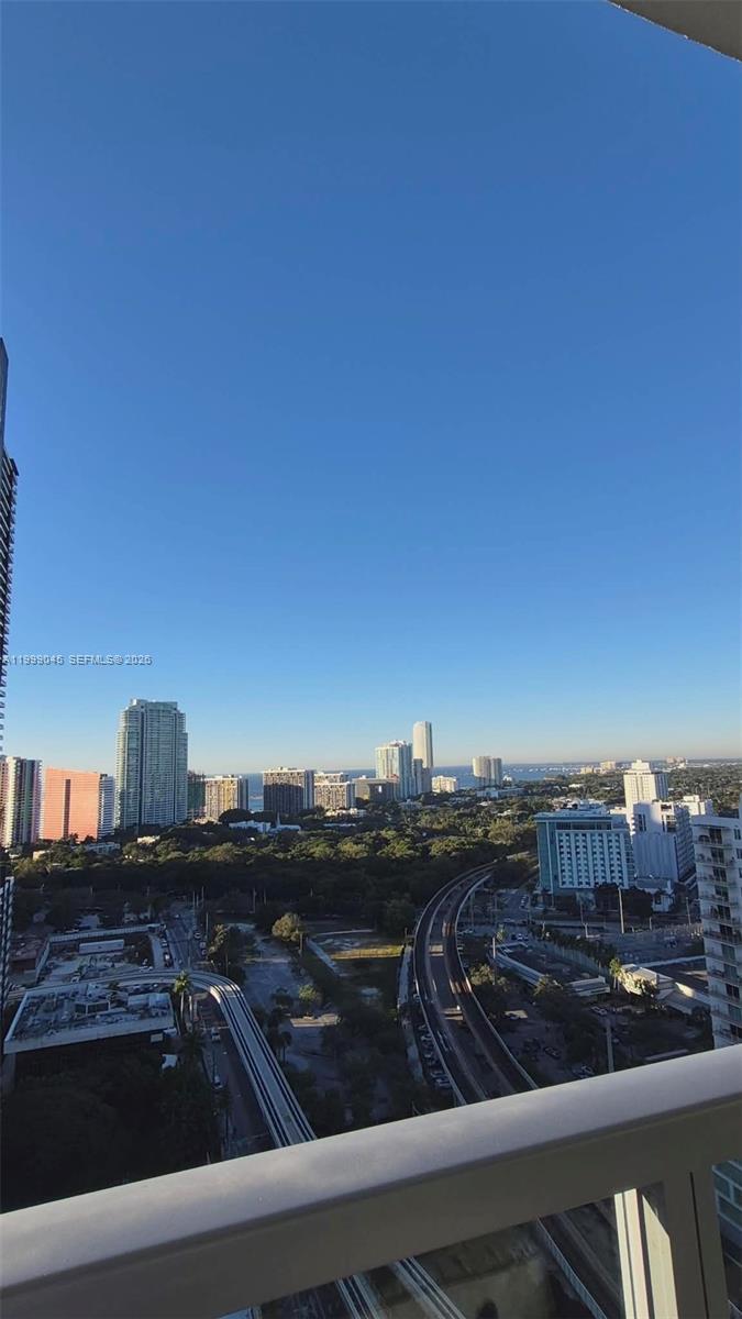 79 SW 12th St #2702-S, Miami FL 33130