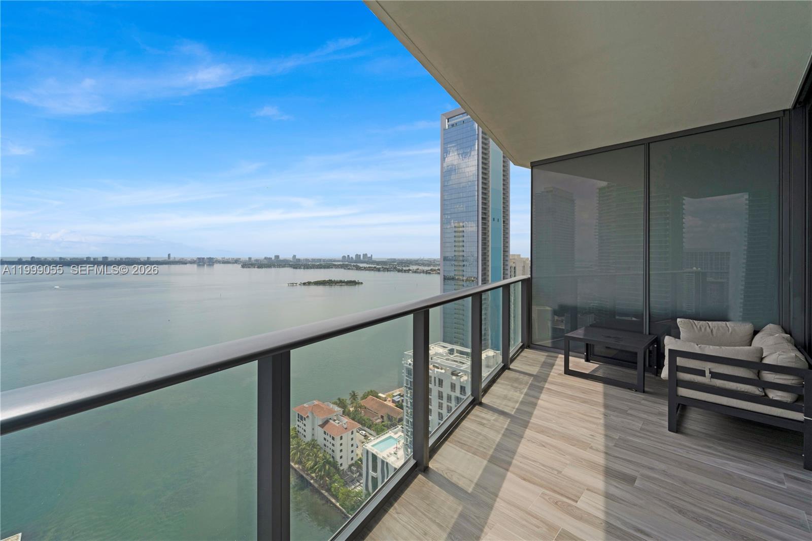 460 NE 28th St #3201, Miami FL 33137