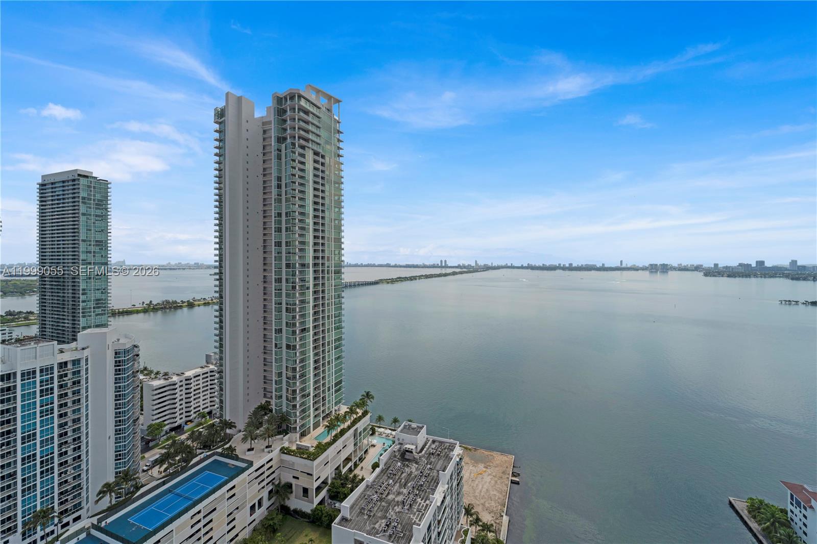 460 NE 28th St #3201, Miami FL 33137