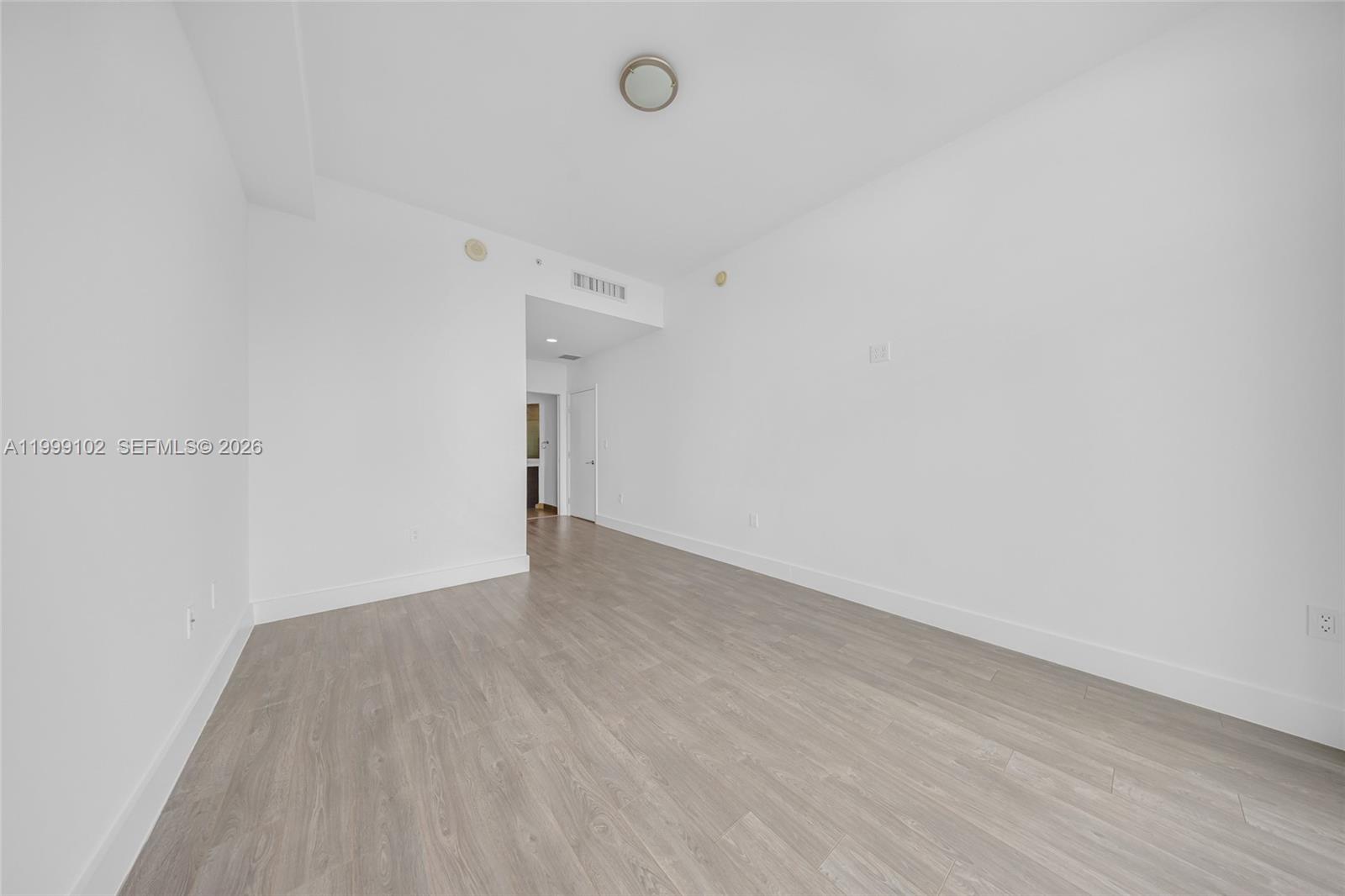 7928 East Dr #902, North Bay Village FL 33141