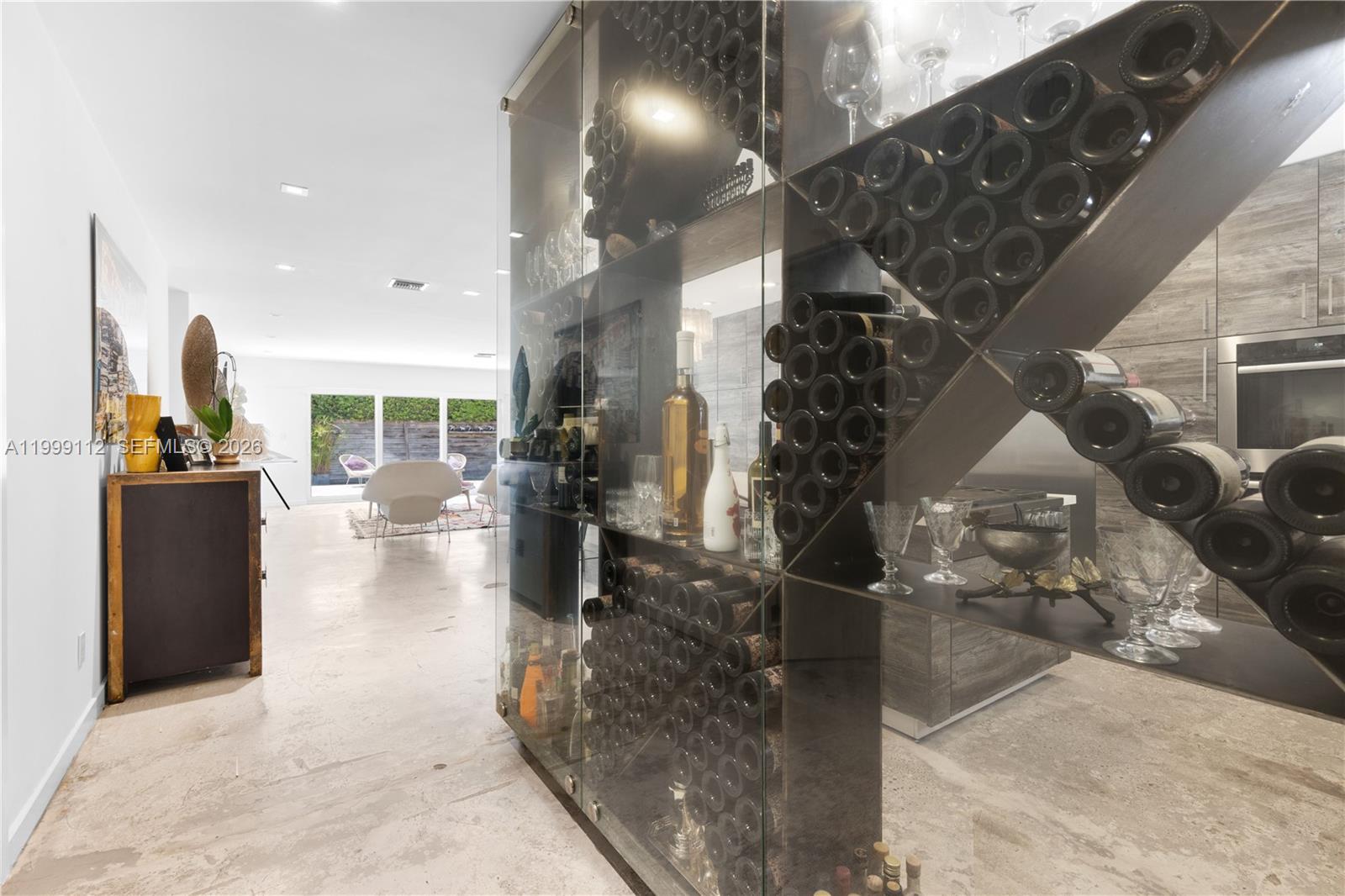 524 Warren Ln, Key Biscayne FL 33149