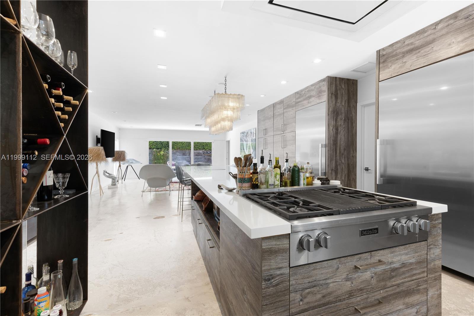 524 Warren Ln, Key Biscayne FL 33149