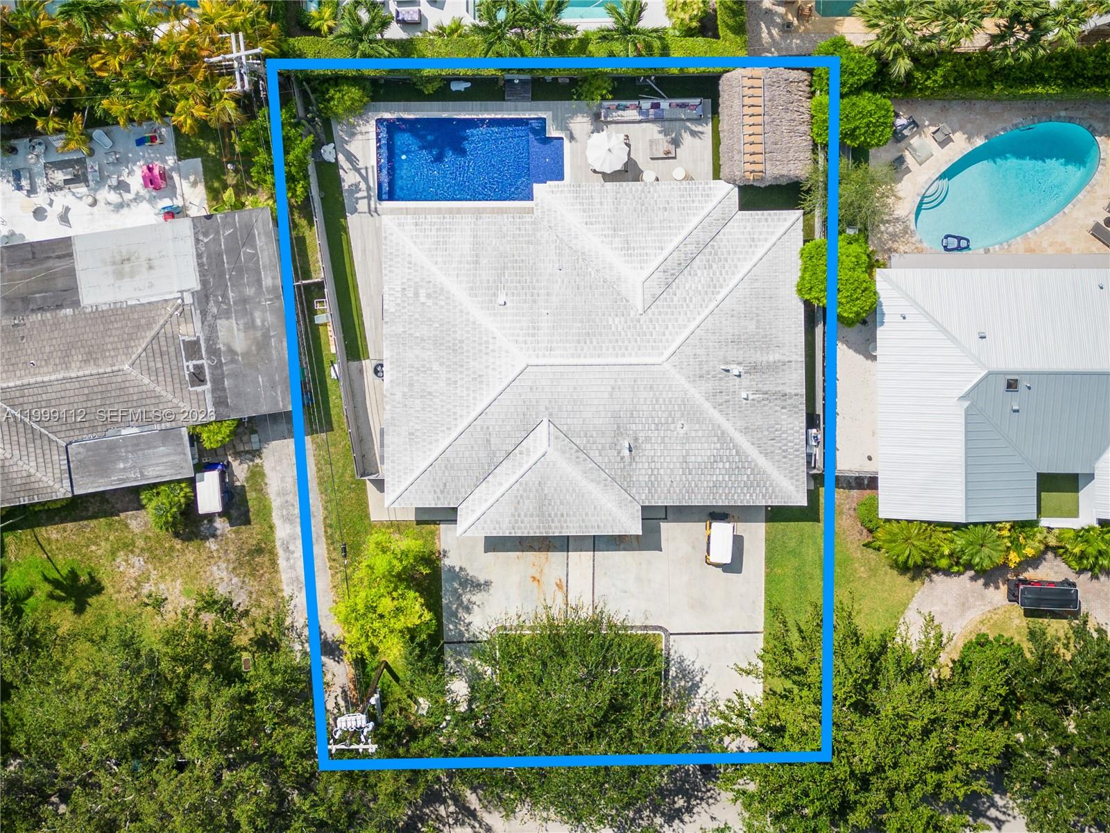 524 Warren Ln, Key Biscayne FL 33149