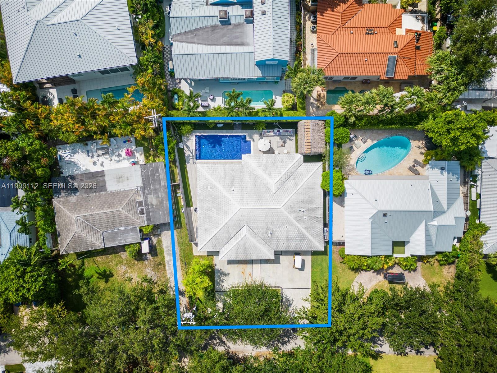 524 Warren Ln, Key Biscayne FL 33149