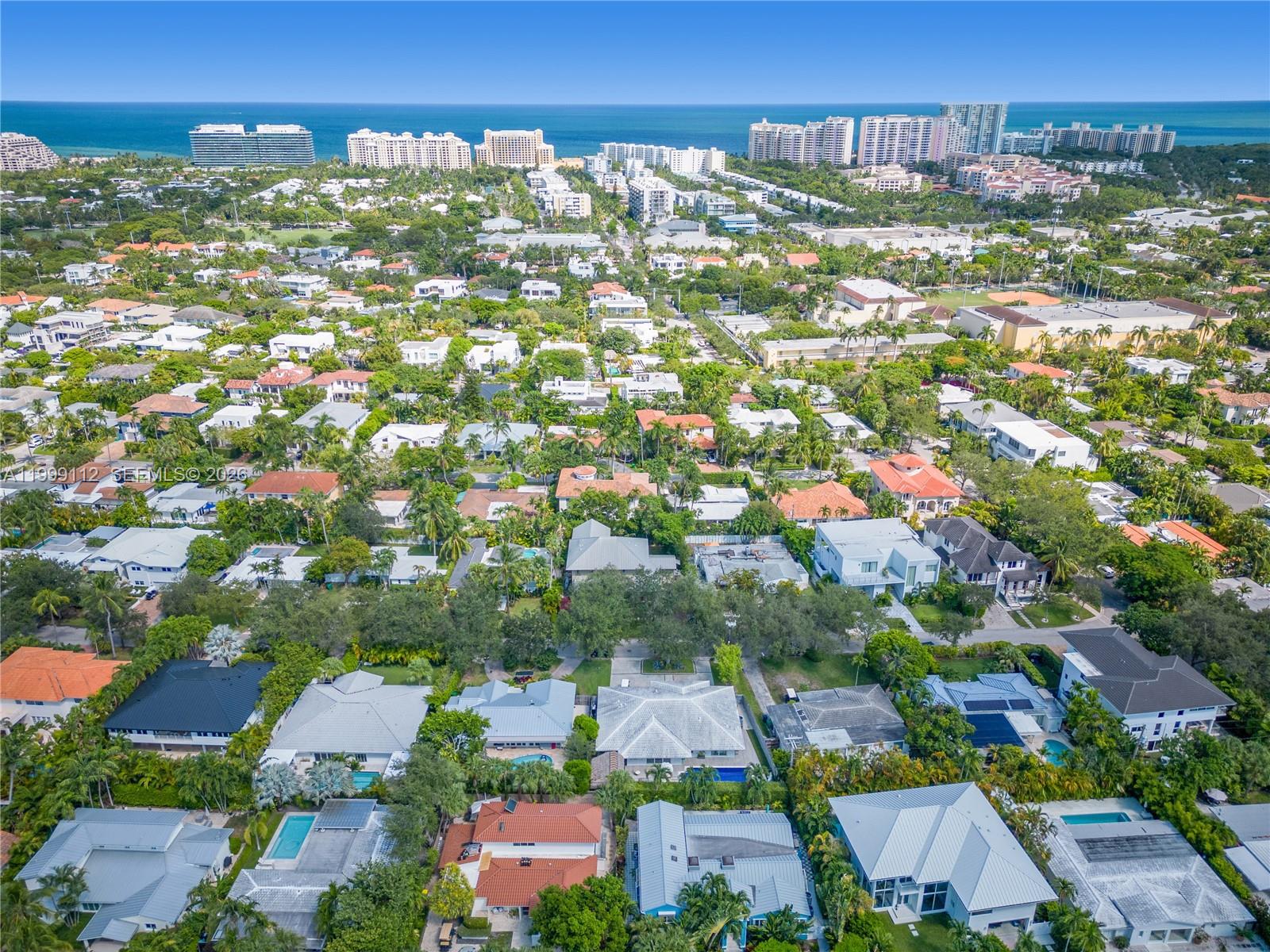524 Warren Ln, Key Biscayne FL 33149