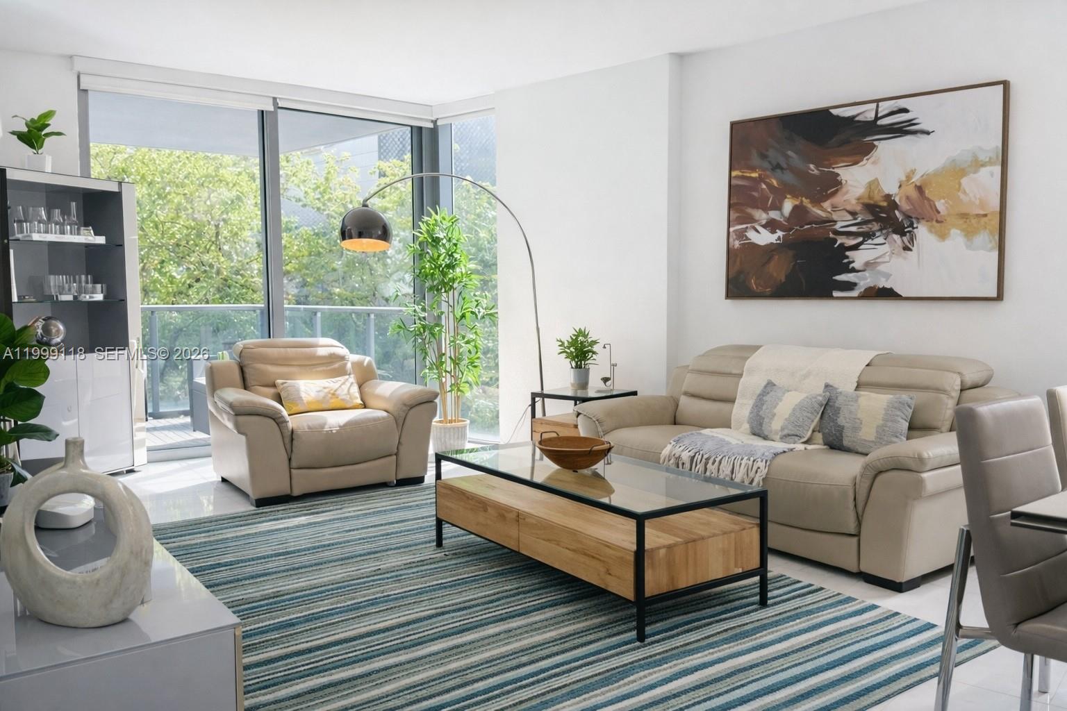 31 SE 6th St #301, Miami FL 33131