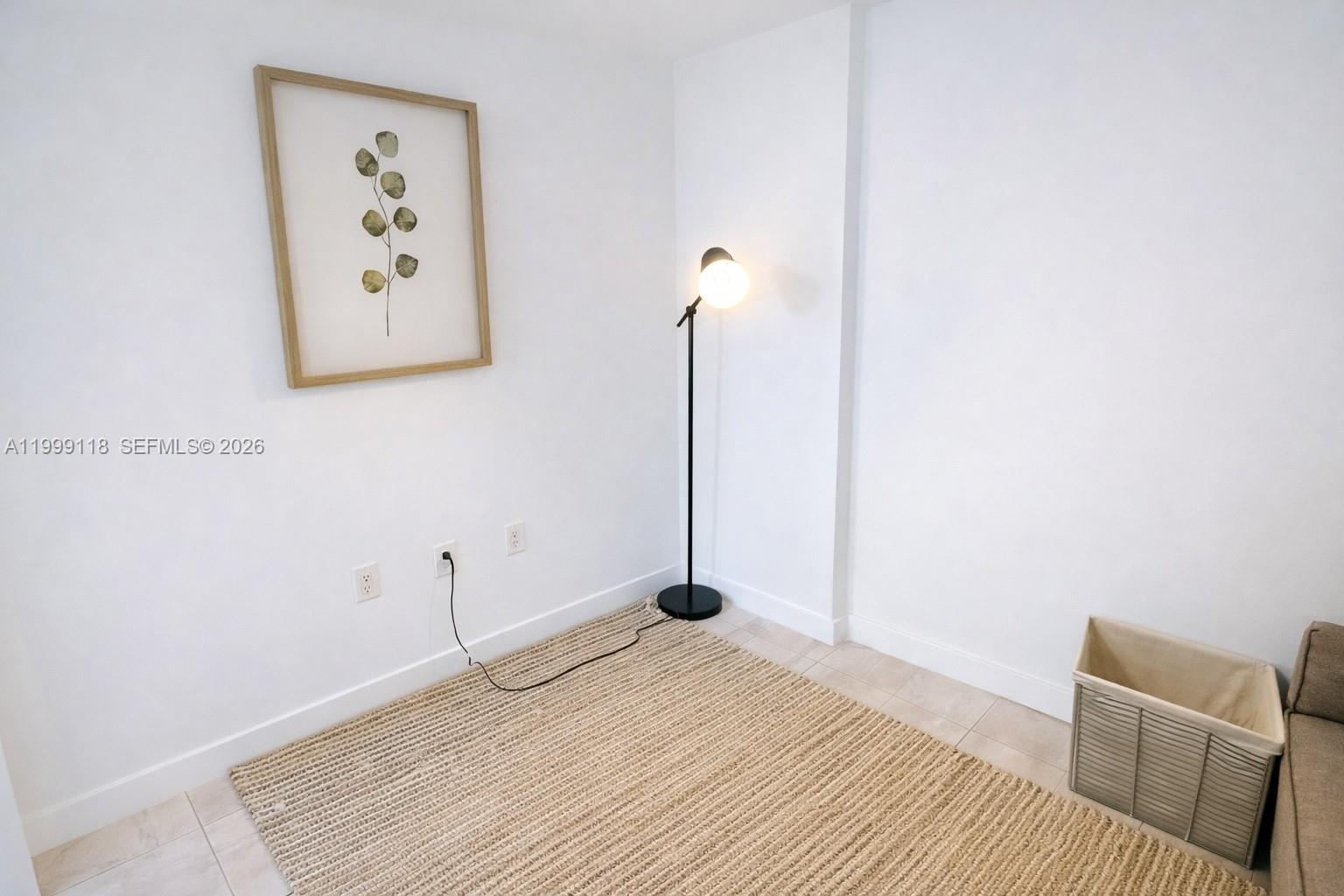 31 SE 6th St #301, Miami FL 33131
