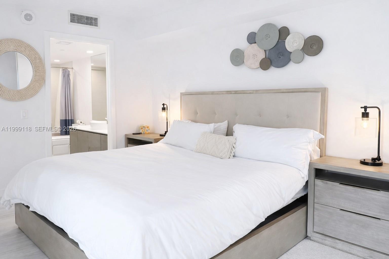 31 SE 6th St #301, Miami FL 33131