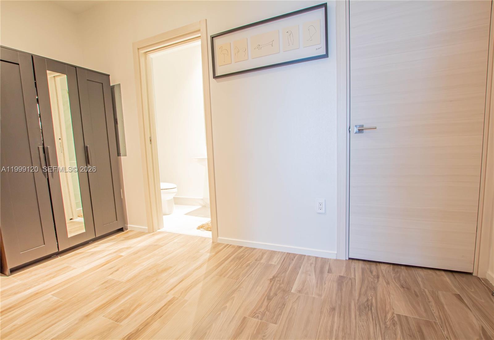 801 S Miami Ave #5006, Miami FL 33130