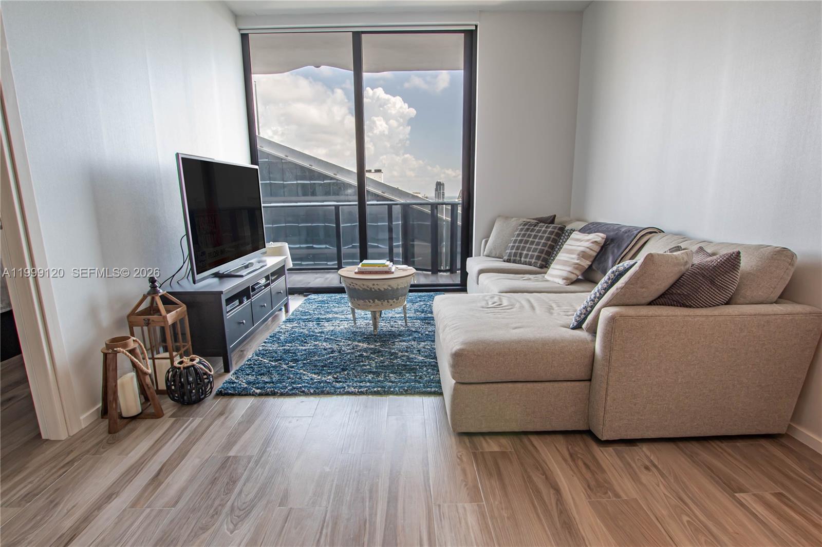 801 S Miami Ave #5006, Miami FL 33130
