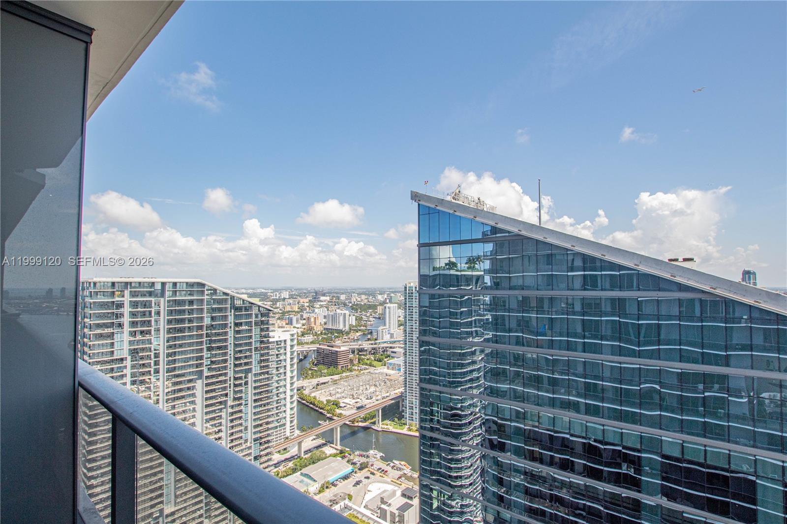 801 S Miami Ave #5006, Miami FL 33130