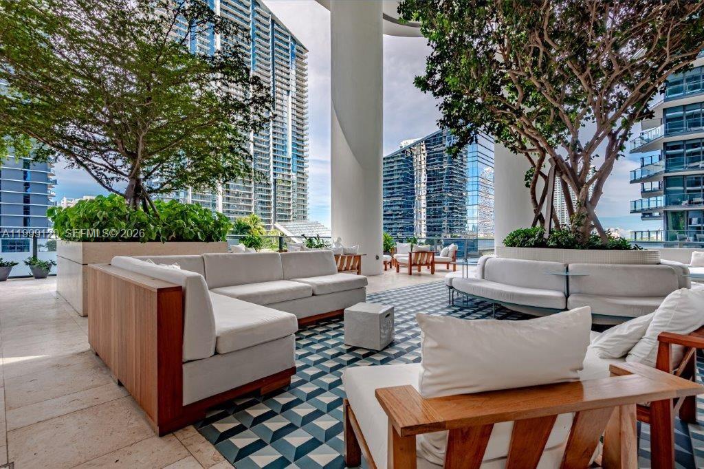 801 S Miami Ave #5006, Miami FL 33130