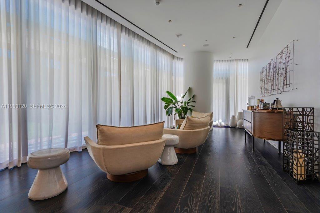 801 S Miami Ave #5006, Miami FL 33130