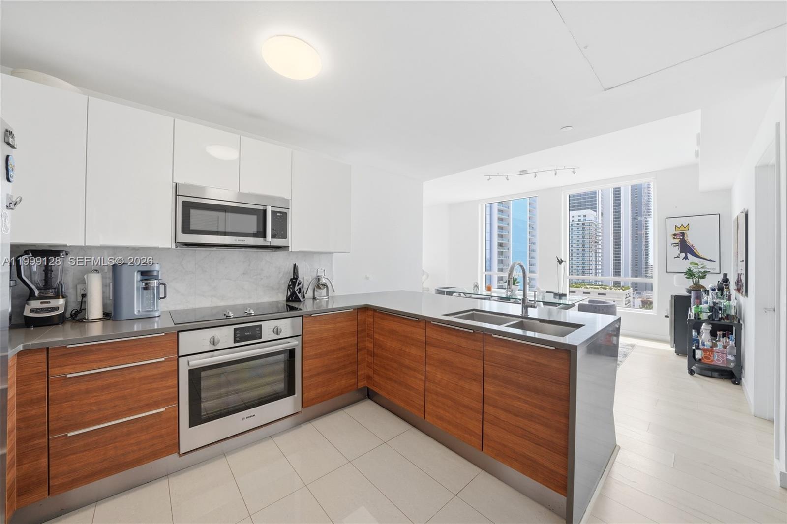 601 NE 27th St #1508, Miami FL 33137