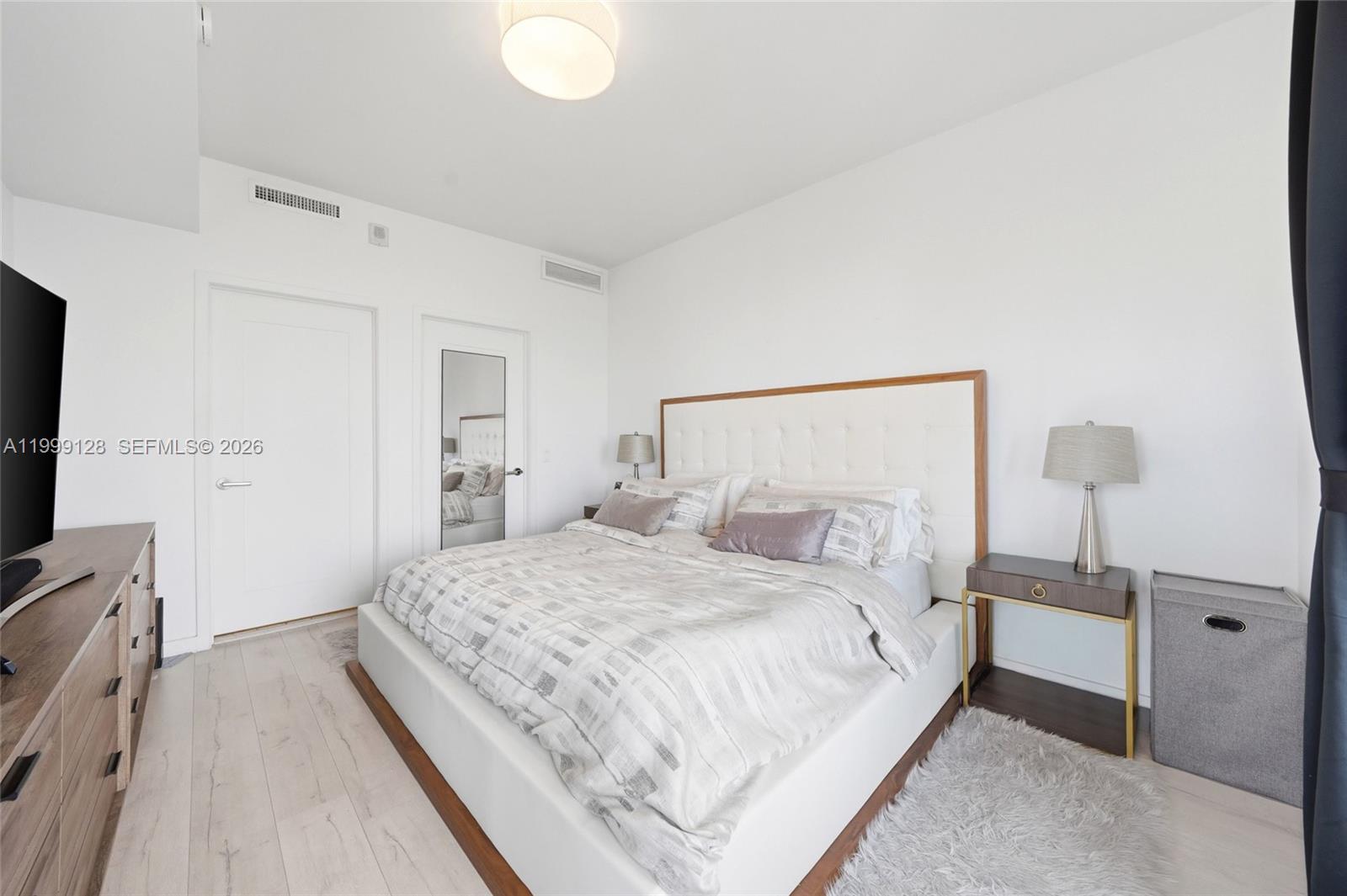 601 NE 27th St #1508, Miami FL 33137