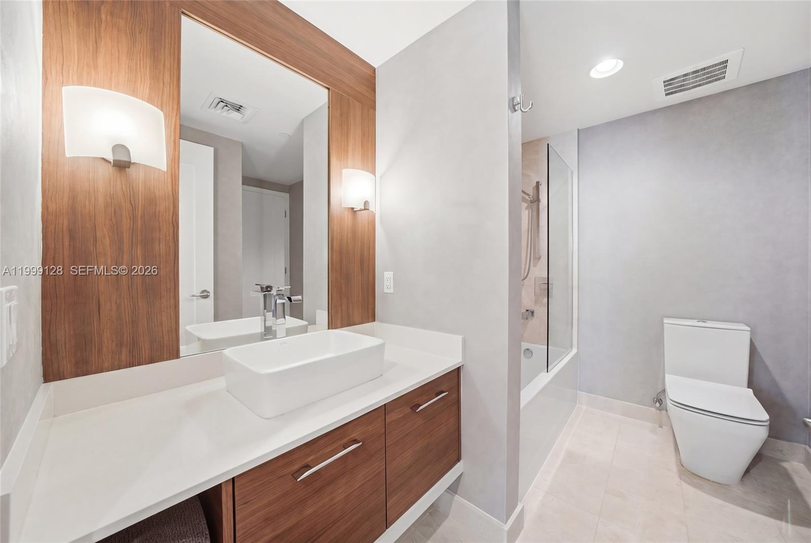 601 NE 27th St #1508, Miami FL 33137