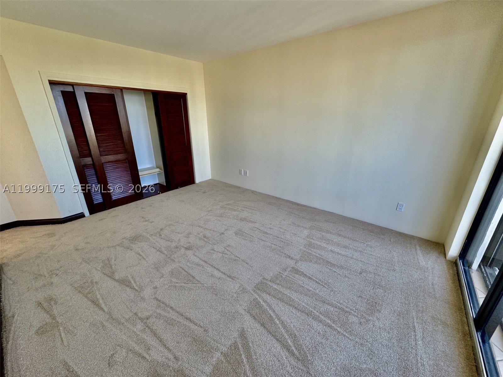 2000 Island Blvd #1801, Aventura FL 33160
