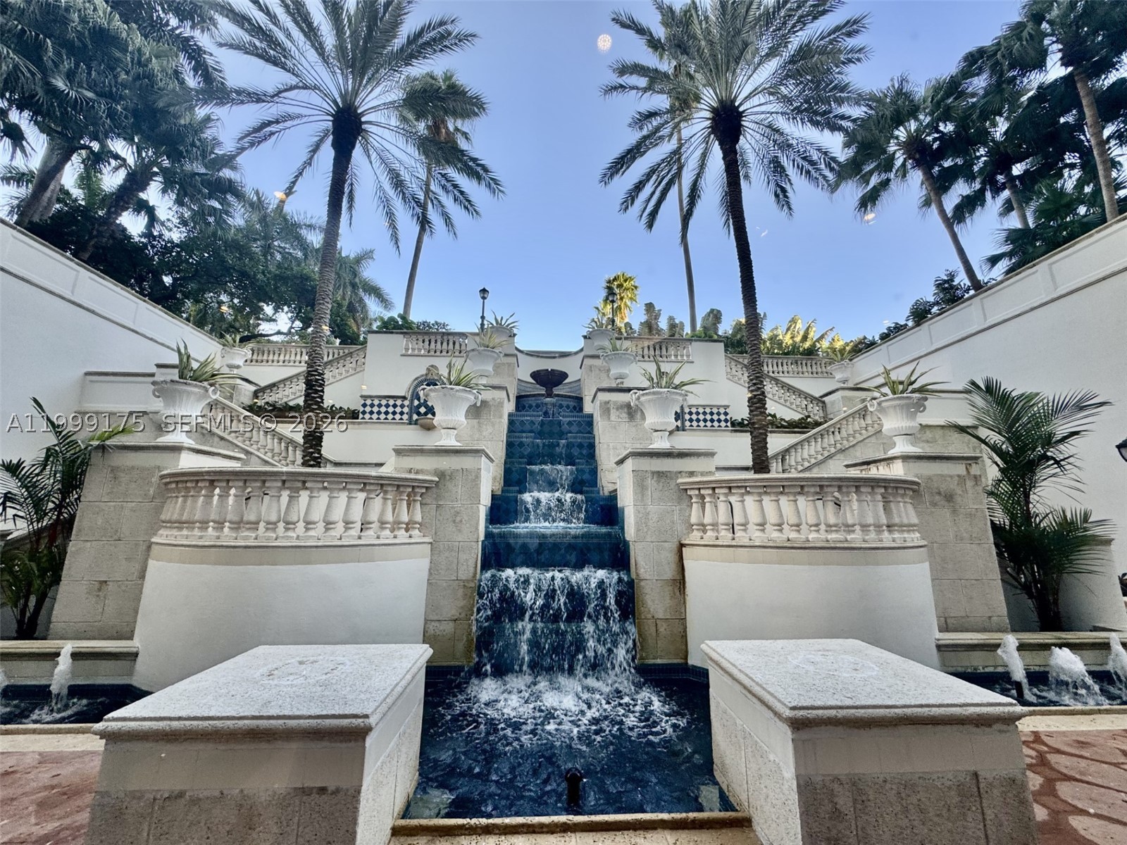 2000 Island Blvd #1801, Aventura FL 33160