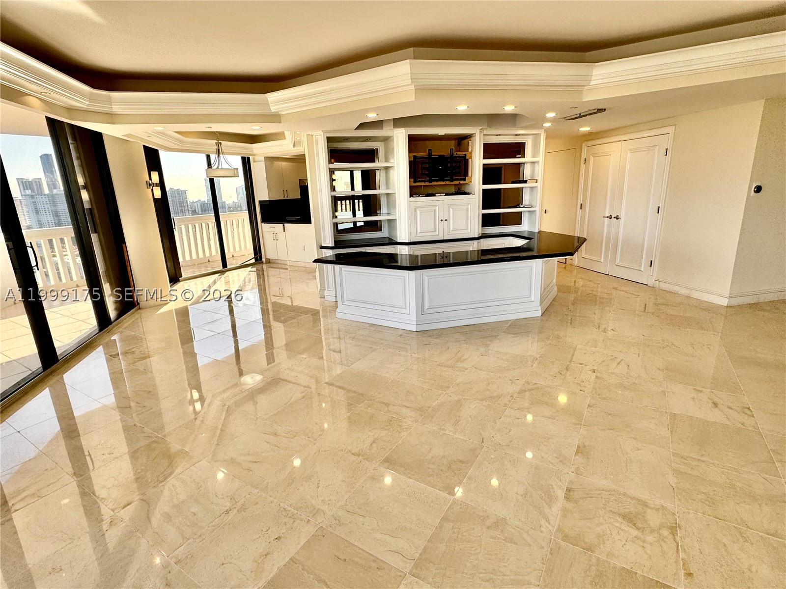 2000 Island Blvd #1801, Aventura FL 33160